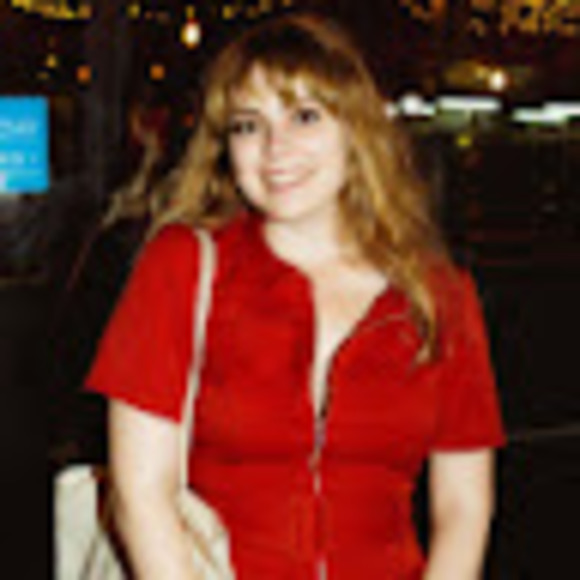 Meet your Posher, Sarah - Picture 1 of 1